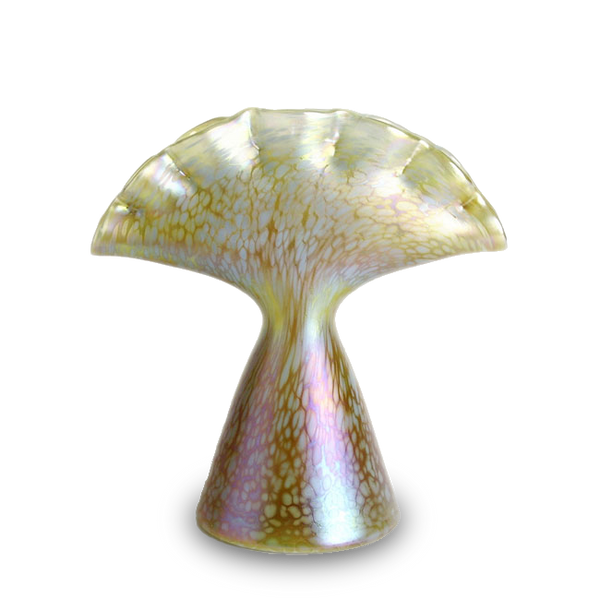 8AN 048b - Fan Vase