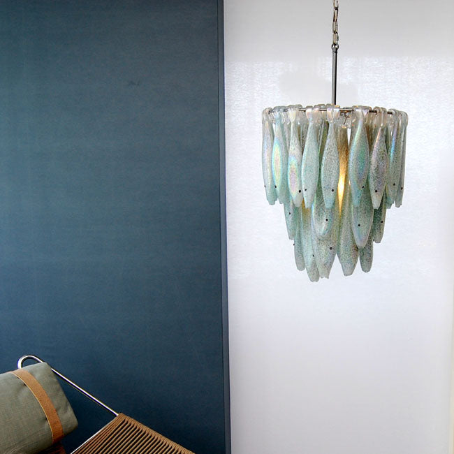 #htmlcaption2 Blue Silver Harring Chandelier