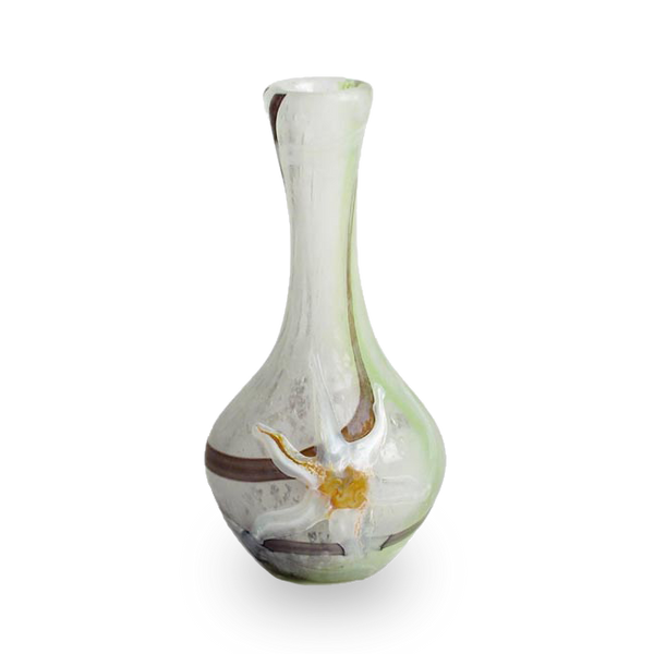 8AN 056a Vase with daffodil